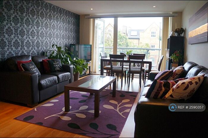 3 Bedroom Flat To Rent In Drayton Park, London, N5