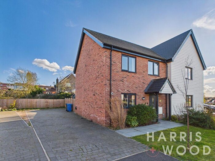 3 Bedroom Semi-Detached House For Sale In Middle Meadow, Hadleigh, Ipswich, Suffolk, IP7
