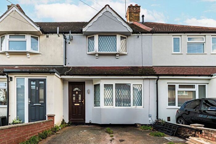 3 Bedroom Property To Rent In Devonshire Road, Hampton, TW13