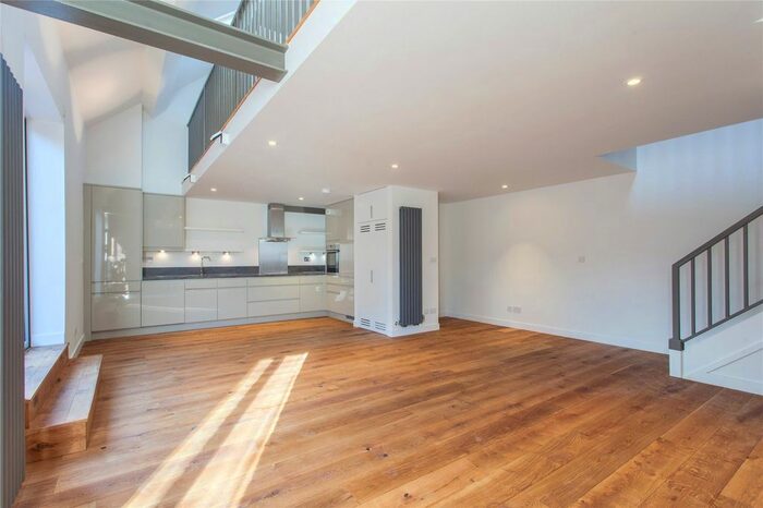 1 Bedroom End Of Terrace House To Rent In Friday Street, Henley-On-Thames, Oxfordshire, RG9