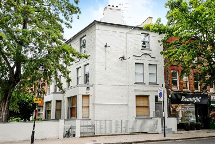 2 Bedroom Apartment To Rent In Goldhurst Terrace, South Hampstead, NW6