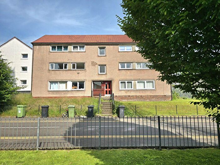 3 Bedroom Flat To Rent In C Whiteford Avenue, Dumbarton, G82