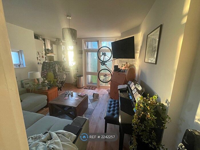 1 Bedroom Flat To Rent In Holly Lodge Mansions, London, N6