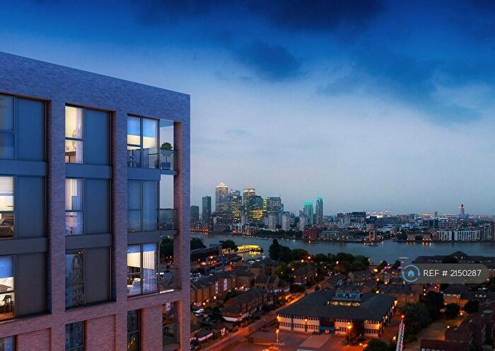 3 Bedroom Flat To Rent In Nyland Court, London, SE8