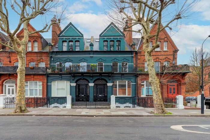 2 Bedroom Flat To Rent In Vereker Road, London, W14