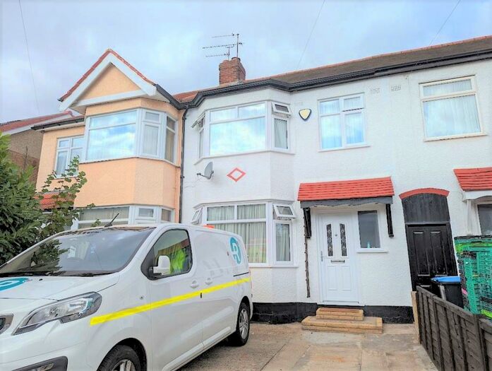 3 Bedroom Terraced House To Rent In Cowland Avenue, Enfield, EN3