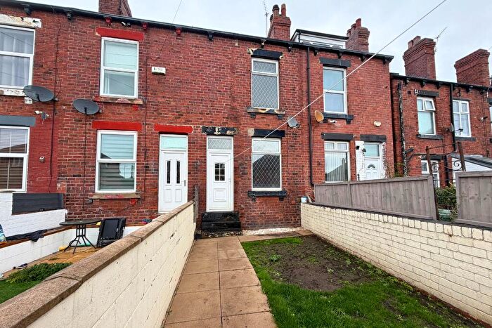 2 Bedroom Terraced House For Sale In Mount Pleasant, Leeds, LS10