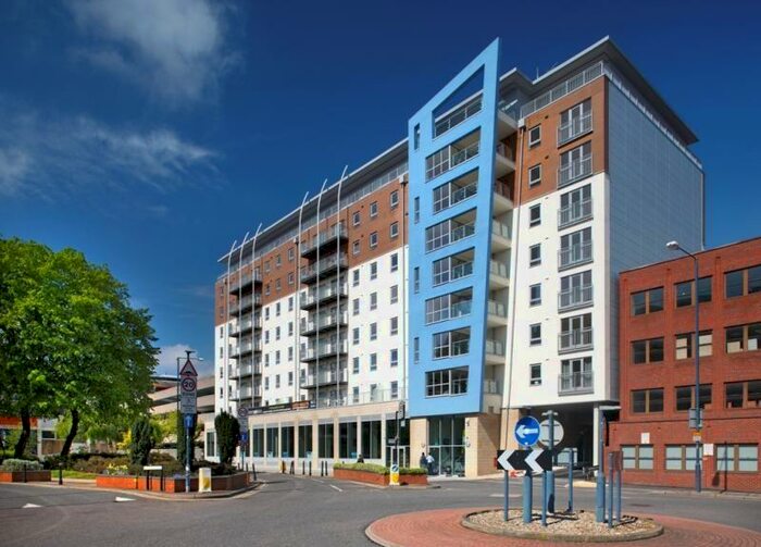 2 Bedroom Apartment To Rent In Woking, Surrey, GU21