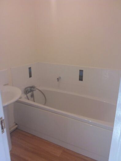 4 Bedroom Terraced House To Rent In Crofters Court, Balby, Doncaster, DN4