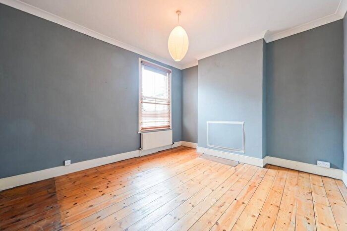 3 Bedroom Maisonette To Rent In Albert Road, London, , Alexandra Park, London, N22