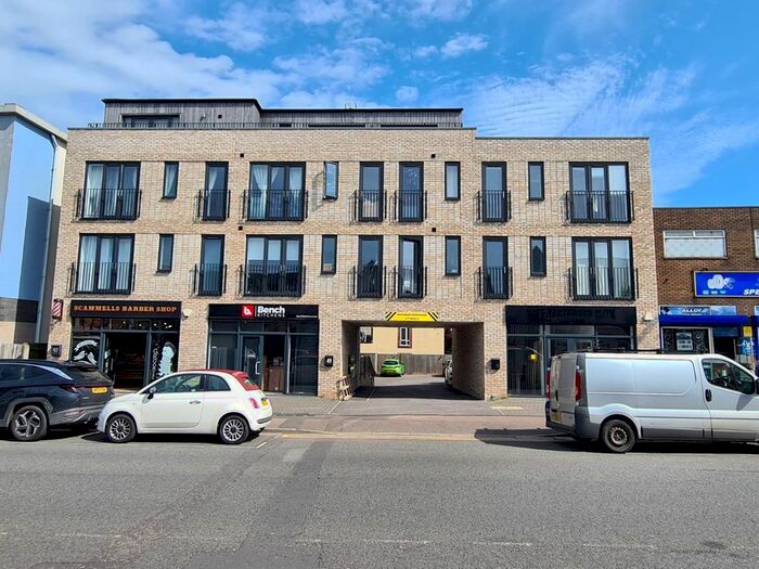 2 Bedroom Flat To Rent In Broad Street, Staple Hill, Bristol, BS16