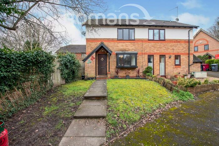 1 Bedroom End Of Terrace House To Rent In Hirstwood, RG30