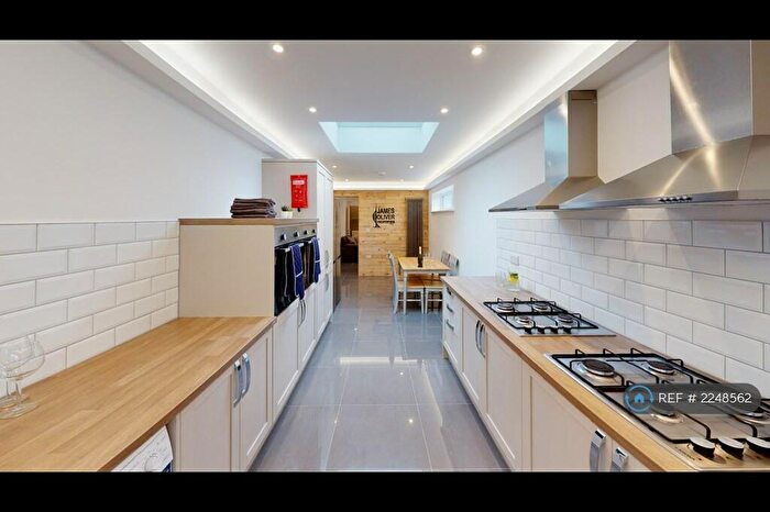 7 Bedroom Terraced House To Rent In Hudson Road, Southsea, PO5