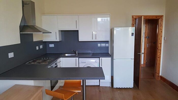 2 Bedroom Flat To Rent In Bell Street, Dundee, DD1