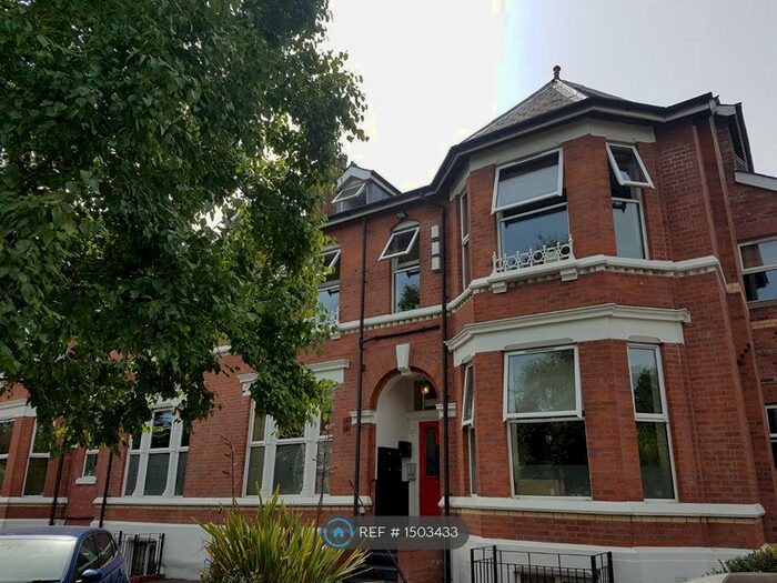 2 Bedroom Flat To Rent In Whitelow Road, Manchester, M21