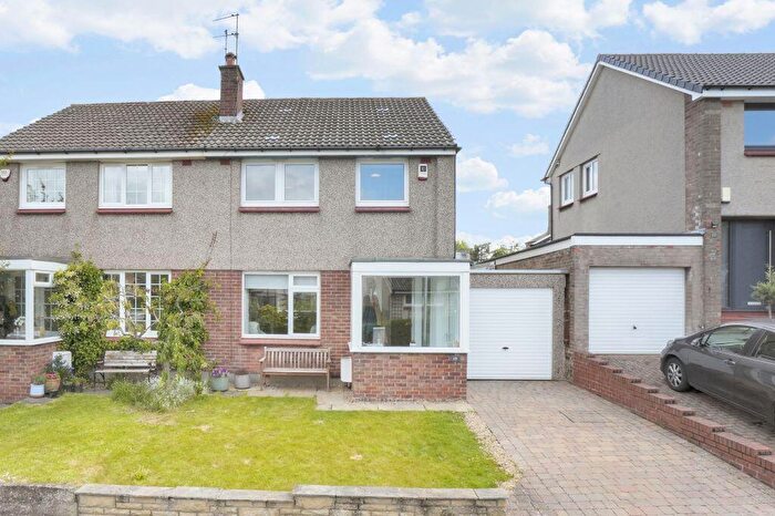 3 Bedroom Semi-Detached House For Sale In Mayburn Loan, Loanhead, EH20