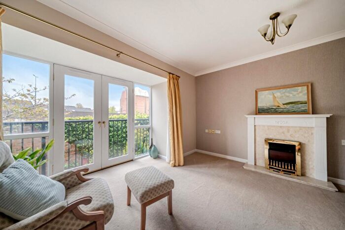 2 Bedroom Retirement Property For Sale In Brook Street, Chester, CH1