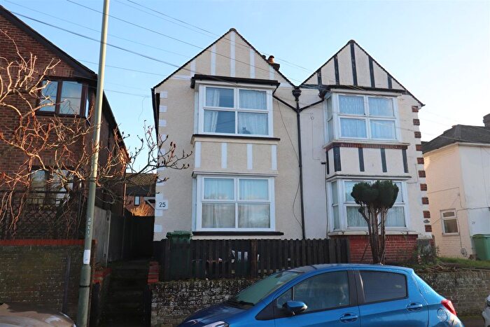 2 Bedroom Semi Detached House For Sale In Lower Road, Orpington, BR5