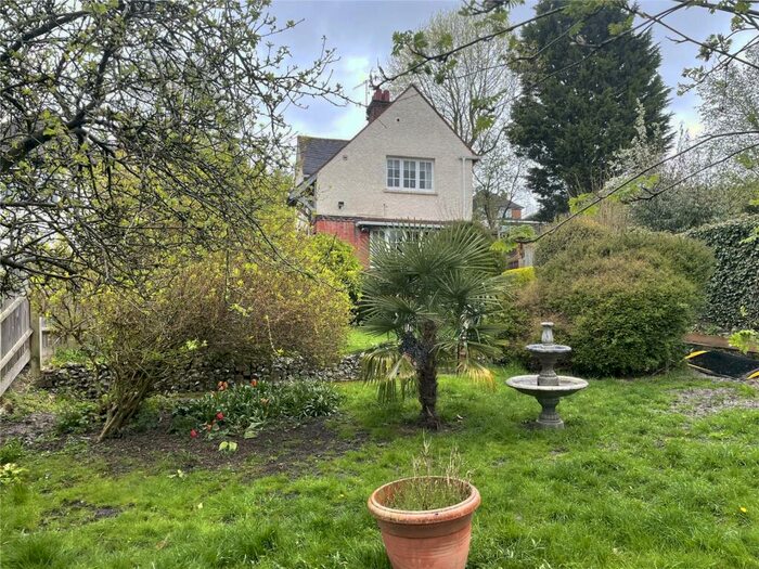 1 Bedroom Flat To Rent In West Valley Road, Hemel Hempstead, Hertfordshire, HP3