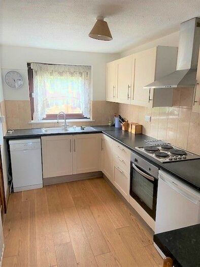 2 Bedroom Flat To Rent In Hartington Close, Harrow, HA1
