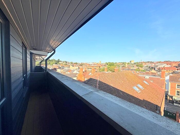 1 Bedroom Apartment To Rent In Newton Road, Yeovil, BA20