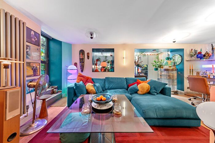 2 Bedroom Flat For Sale In Grafton Chambers, NW1