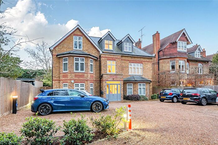 1 Bedroom Flat For Sale In Surbiton, KT6