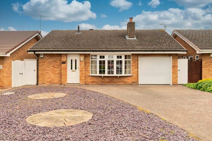 2 Bedroom Bungalow To Rent In Ridgewood Avenue, Wollaston, DY8