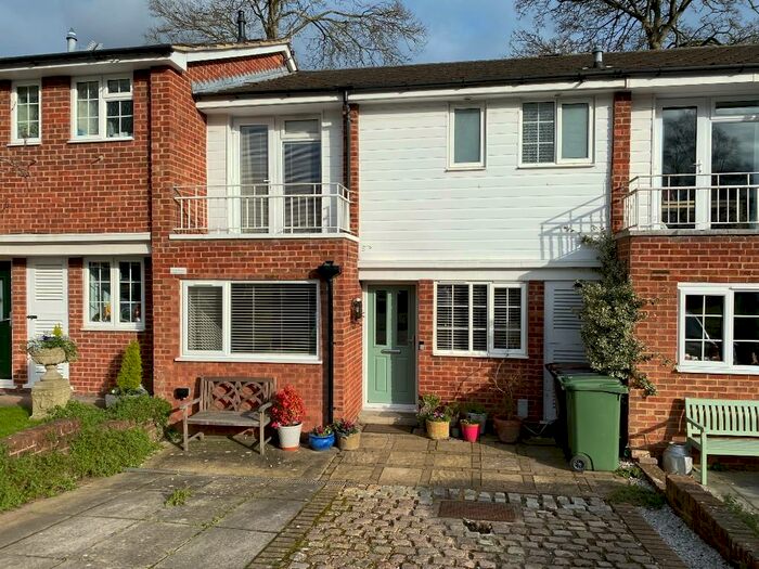3 Bedroom Terraced House To Rent In Milton Close, Henley-On-Thames, Oxfordshire, RG9