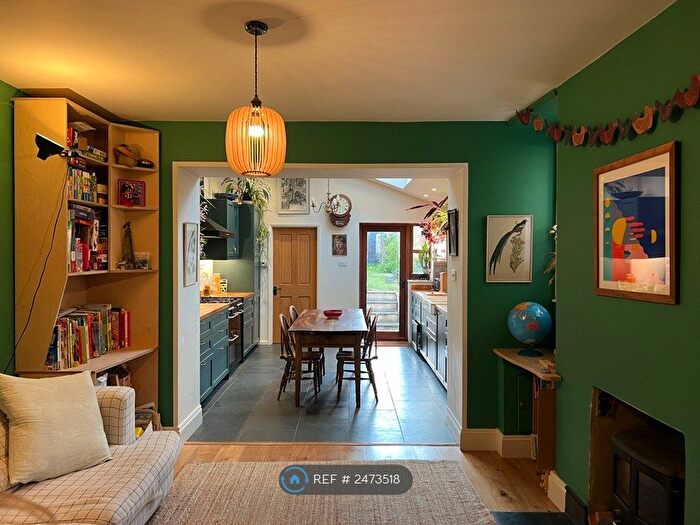 4 Bedroom Semi-Detached House To Rent In Butts Hill, Frome, BA11