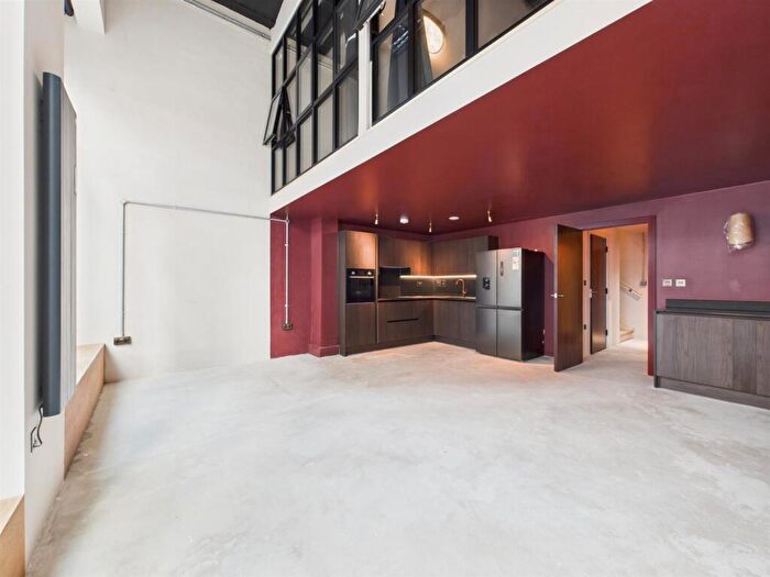 2 Bedroom Apartment To Rent In S&Soul, Shoreditch, E2