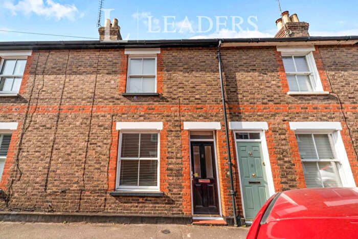 2 Bedroom Terraced House To Rent In Mount Street, Dorking, Surrey, RH4