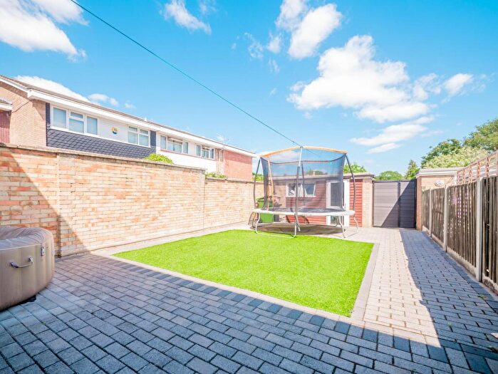 2 Bedroom Terraced House For Sale In Woolmer Green, Basildon, SS15