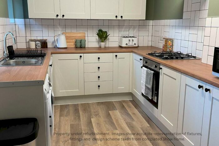 3 Bedroom Apartment To Rent In Biddlestone Road, NE6