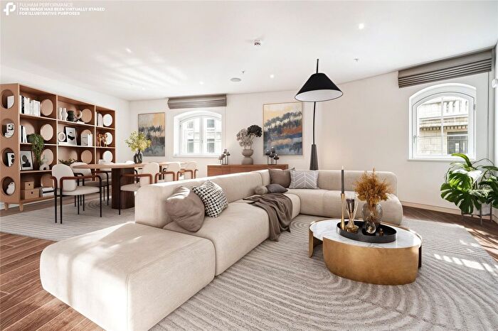 3 Bedroom Flat For Sale In Strand, Covent Garden London, WC2R