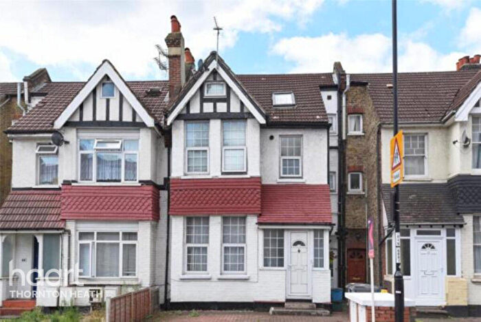 2 Bedroom Flat For Sale In Melfort Road, Thornton Heath, CR7