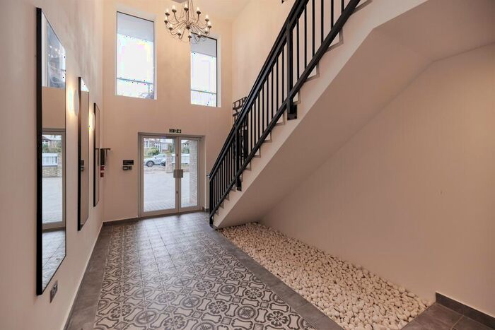 2 Bedroom Flat For Sale In Forty Lane, Wembley, HA9