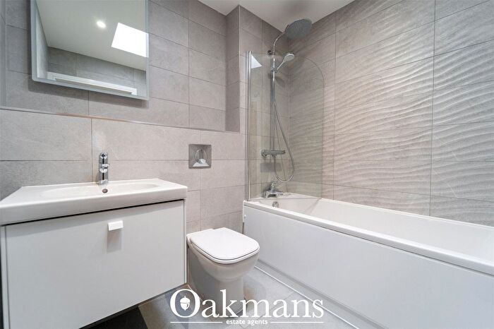 1 Bedroom Flat To Rent In Stratford Road, Shirley, Solihull, West Midlands, B90