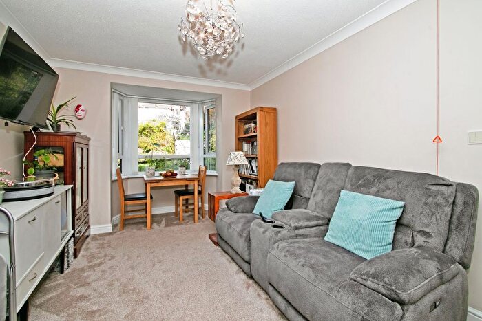 1 Bedroom Flat For Sale In Penhaligon Court, Truro, Cornwall, TR1