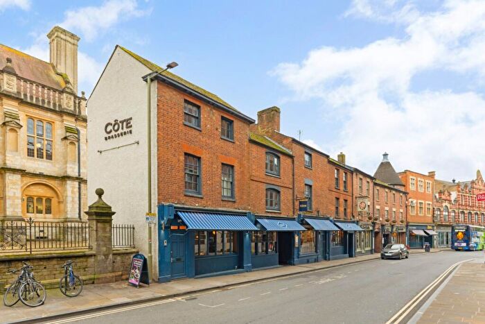 2 Bedroom Flat To Rent In George Street Oxford, OX1