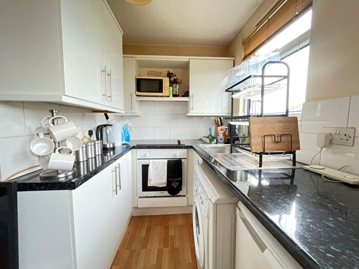 1 Bedroom Flat To Rent In Vaughan Road, Harrow, HA1