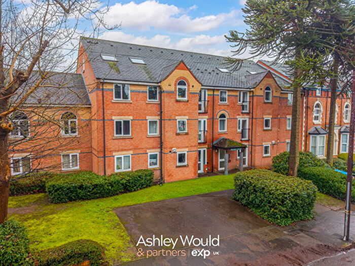 2 Bedroom Flat For Sale In Trafalgar Road, Moseley, Birmingham, B13