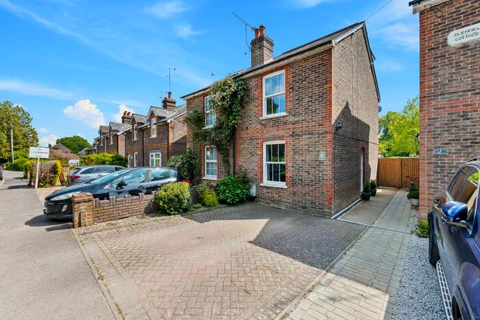 3 Bedroom Semi-Detached House For Sale In Ref: Gk - Glovers Road, Charlwood, RH6