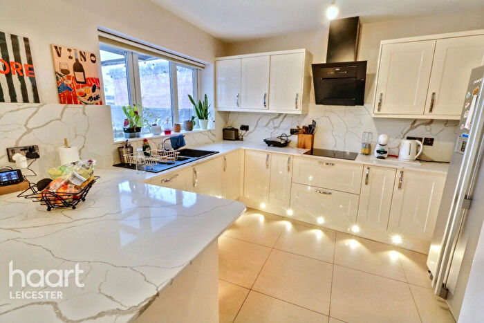 4 Bedroom Semi Detached House For Sale In Stonehurst Road, Leicester, LE3