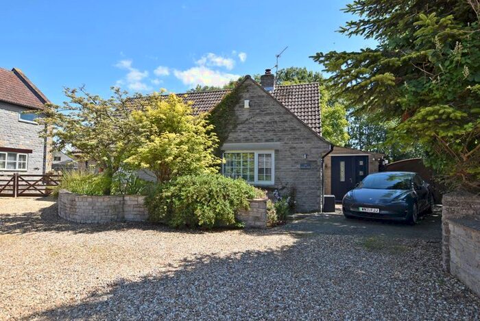 4 Bedroom Property For Sale In Courthay Orchard, Pitney, Langport, TA10