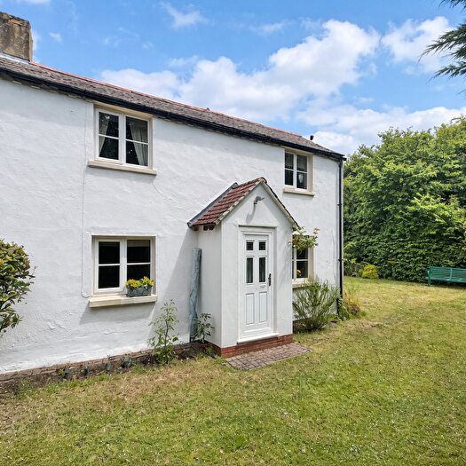 3 Bedroom Detached House For Sale In Bracken Road, SL6