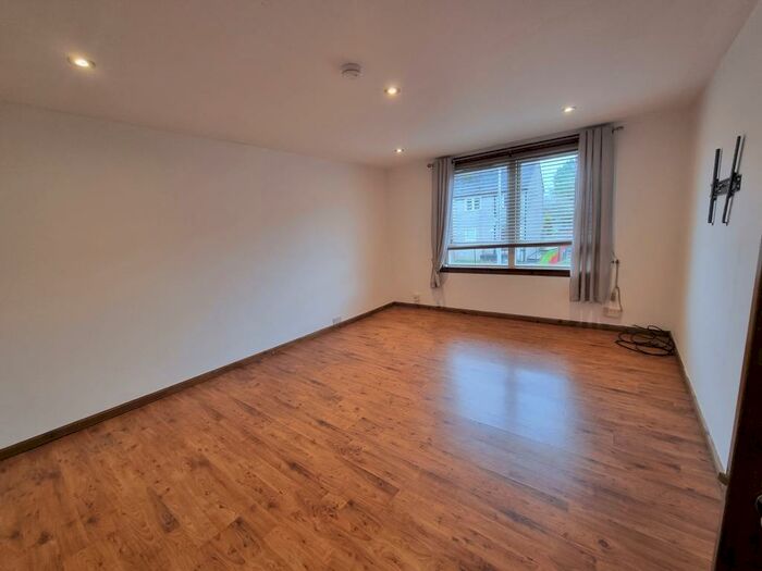 2 Bedroom Flat To Rent In Provost Fraser Drive, Northfield, Aberdeen, AB16