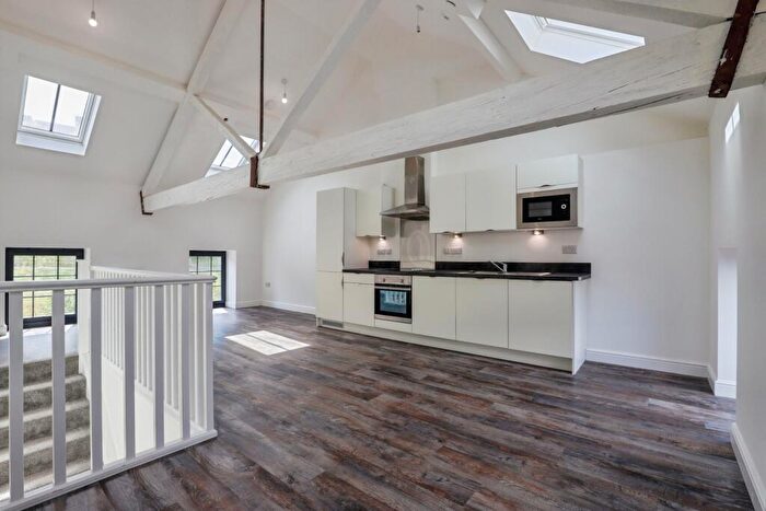 1 Bedroom Flat For Sale In New Road, Rochester, Kent, ME1