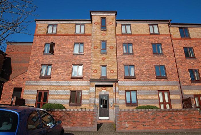 1 Bedroom Apartment To Rent In Redcliff Mead Lane, Bristol, BS1