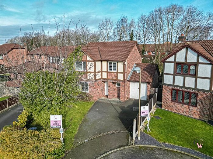 4 Bedroom Detached House For Sale In Lapwing Close, Darnhall, Winsford, CW7